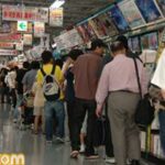 dslite_black_japan_launch10.jpg