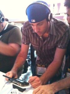 e3_2010_nintendo_3ds_zach_levi.jpg