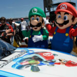 mario-kart-8-nascar.jpg