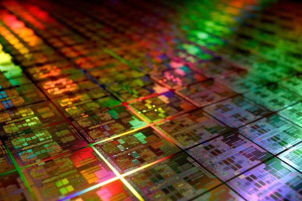 amd-wafer-45nm.jpg