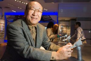 tatsumi_kimishima-3.jpg