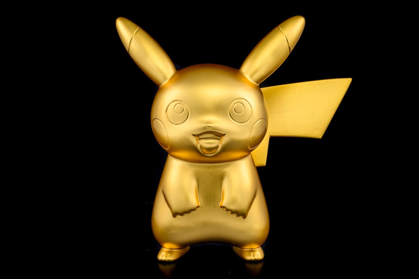 pikachu figurine or